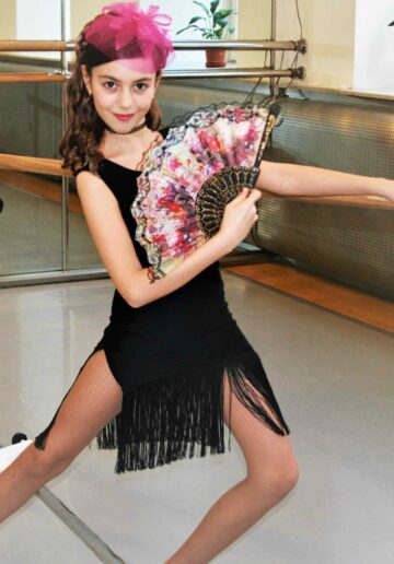 Fusta Latino spandex neagra 1506